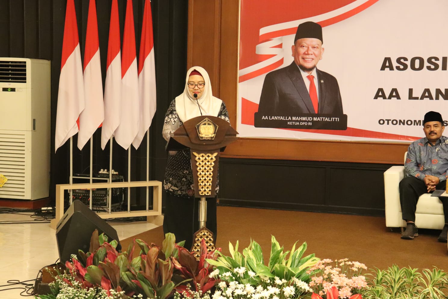 Wabup Gresik Dampingi Ketua DPD RI Sarasehan Bareng AKD